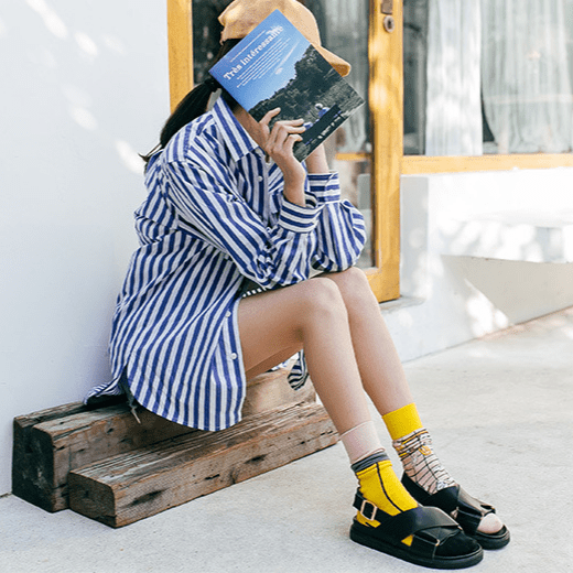 Gul-rosa Blyant i pustende bomull