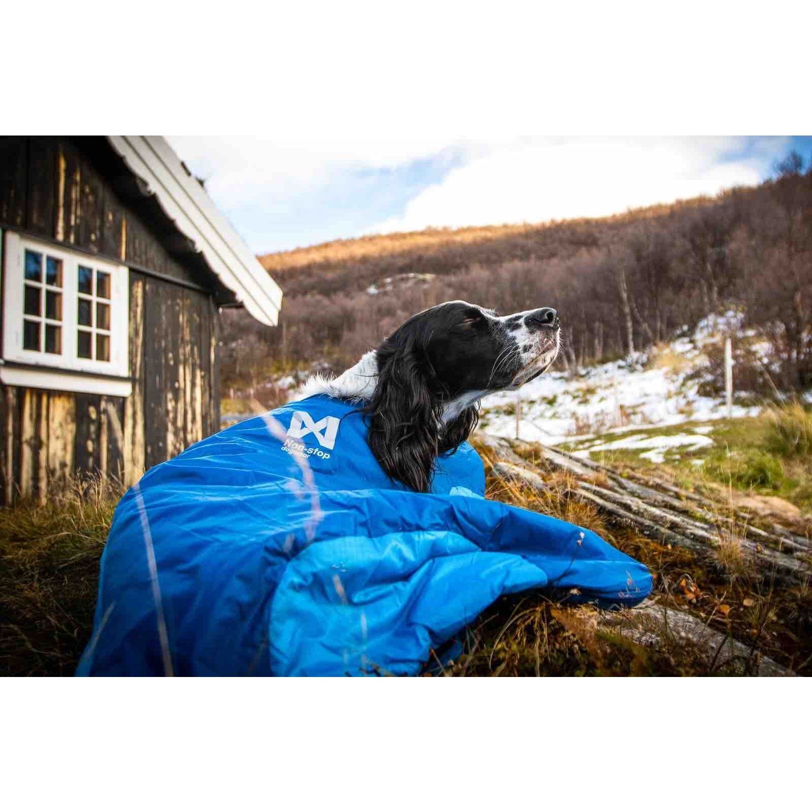Non-Stop Dogwear Ly Sleeping Bag Sovepose til hund Non-Stop Dogwear Ly Sleeping Bag Sovepose til hund
