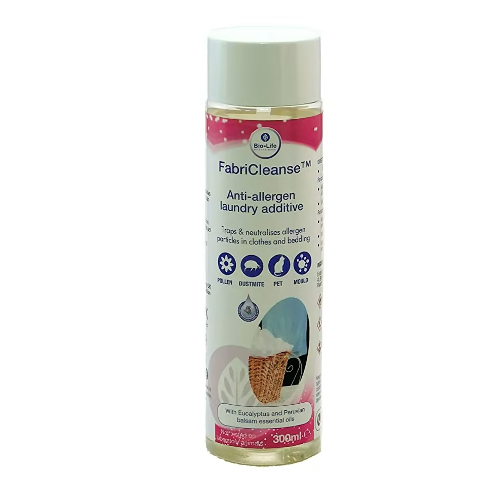 Bio-Life FabriCleanse 300ml