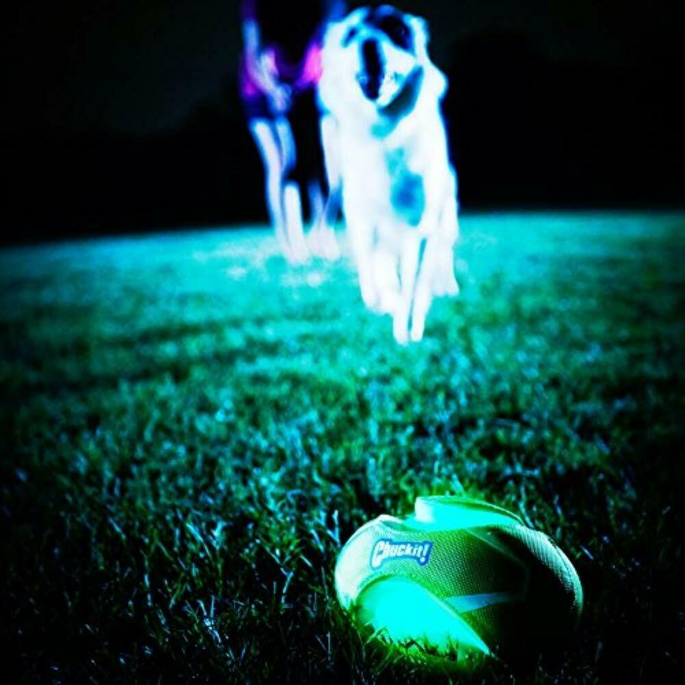 Chuckit selvlysende rugby Chuckit selvlysende rugby
